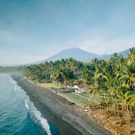 Senang Resort Tianyar Esterno foto
