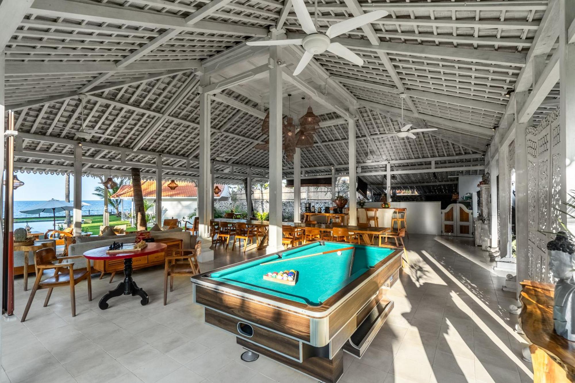 Senang Resort Tianyar Esterno foto