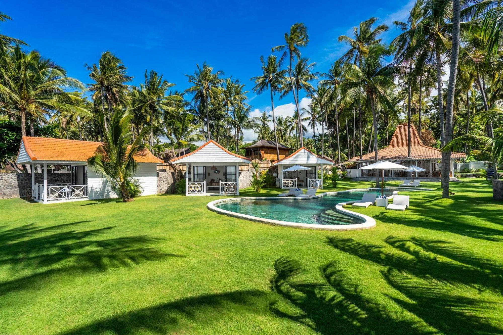 Senang Resort Tianyar Esterno foto