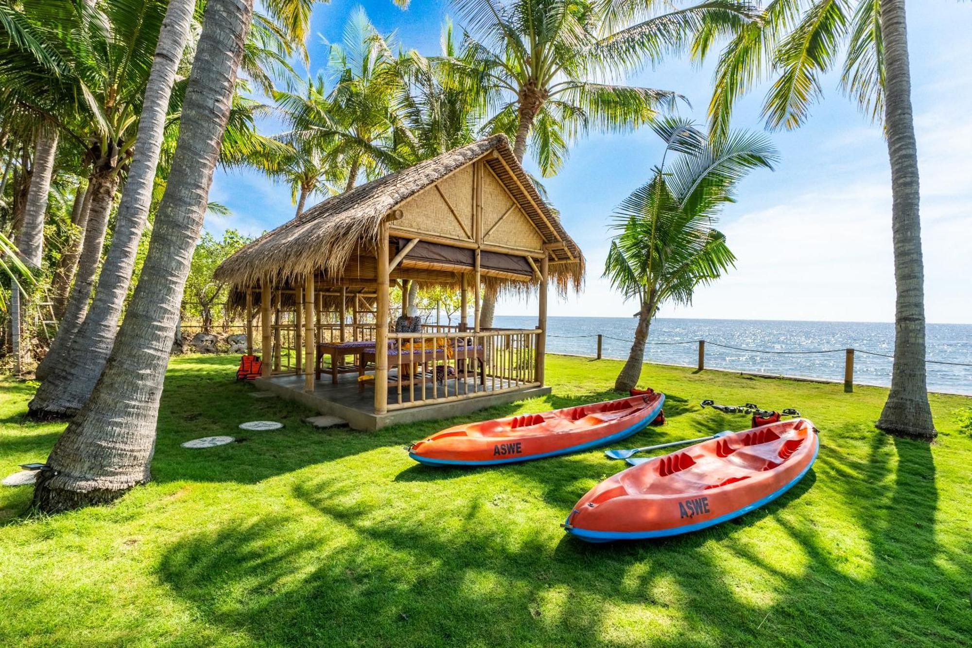 Senang Resort Tianyar Esterno foto